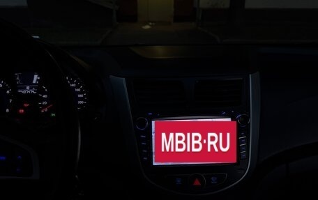 Hyundai Solaris II рестайлинг, 2013 год, 535 000 рублей, 14 фотография
