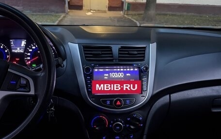 Hyundai Solaris II рестайлинг, 2013 год, 535 000 рублей, 10 фотография