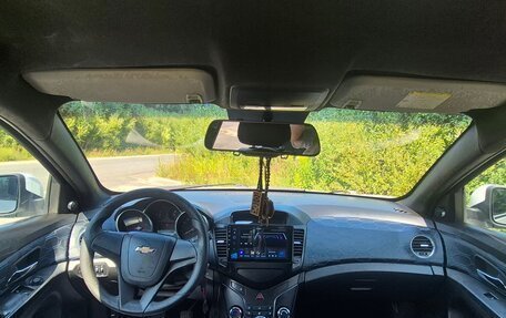 Chevrolet Cruze II, 2011 год, 520 000 рублей, 6 фотография