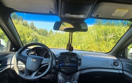 Chevrolet Cruze II, 2011 год, 520 000 рублей, 14 фотография