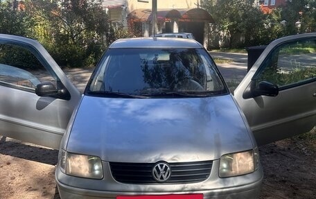 Volkswagen Polo III рестайлинг, 2001 год, 200 000 рублей, 5 фотография