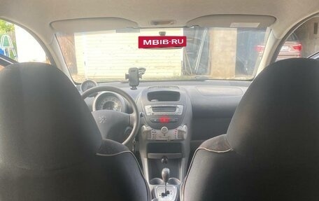 Peugeot 107 I рестайлинг, 2009 год, 210 000 рублей, 8 фотография