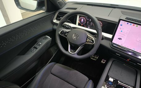 Volkswagen Teramont, 2026 год, 6 090 000 рублей, 25 фотография