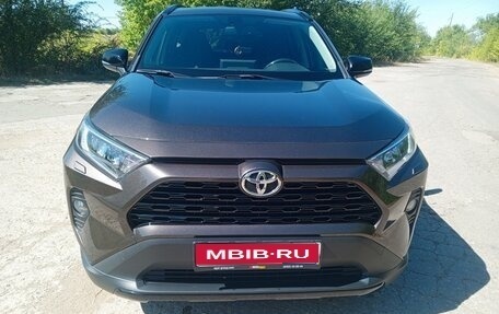 Toyota RAV4, 2021 год, 3 150 000 рублей, 1 фотография