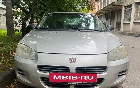 Dodge Stratus II, 2001 год, 200 000 рублей, 1 фотография