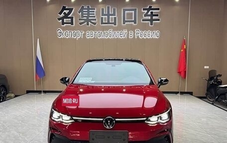 Volkswagen Golf VIII, 2022 год, 1 660 000 рублей, 2 фотография