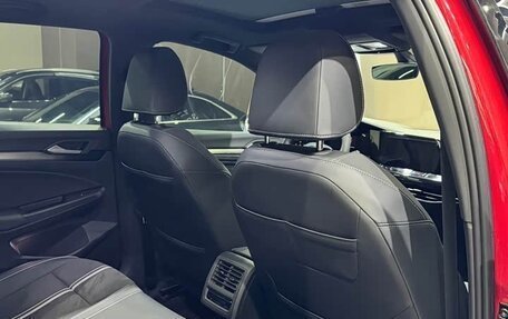 Volkswagen Golf VIII, 2022 год, 1 660 000 рублей, 17 фотография
