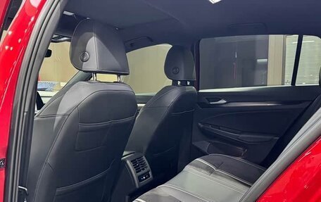 Volkswagen Golf VIII, 2022 год, 1 660 000 рублей, 16 фотография