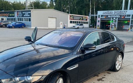 Jaguar XE I рестайлинг, 2019 год, 2 900 000 рублей, 7 фотография