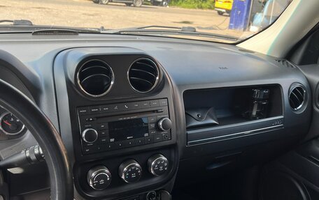 Jeep Liberty (Patriot), 2012 год, 1 100 000 рублей, 8 фотография