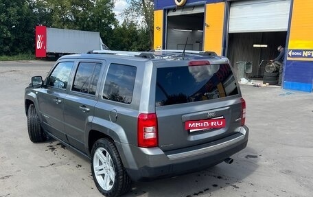 Jeep Liberty (Patriot), 2012 год, 1 100 000 рублей, 3 фотография