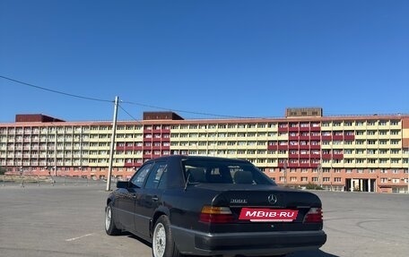 Mercedes-Benz E-Класс, 1992 год, 395 000 рублей, 7 фотография