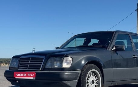 Mercedes-Benz E-Класс, 1992 год, 395 000 рублей, 5 фотография