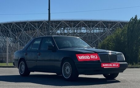 Mercedes-Benz E-Класс, 1992 год, 395 000 рублей, 2 фотография