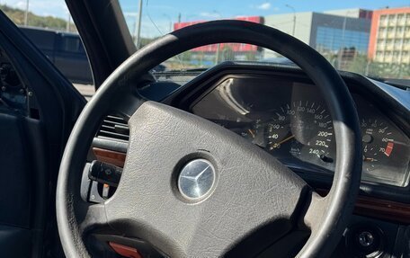 Mercedes-Benz E-Класс, 1992 год, 395 000 рублей, 18 фотография