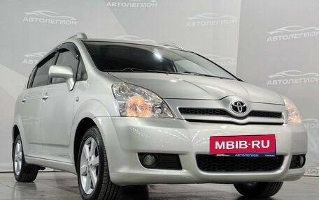 Toyota Corolla Verso I, 2006 год, 800 000 рублей, 25 фотография