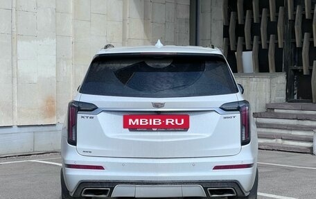Cadillac XT6 I, 2021 год, 4 000 000 рублей, 4 фотография