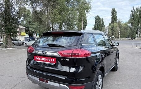 Geely Atlas I, 2021 год, 1 900 000 рублей, 3 фотография