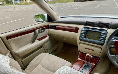 Toyota Crown, 2001 год, 1 100 000 рублей, 23 фотография
