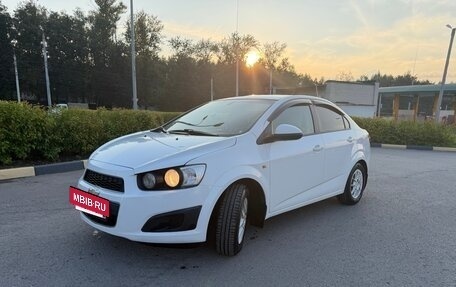 Chevrolet Aveo III, 2013 год, 580 000 рублей, 2 фотография