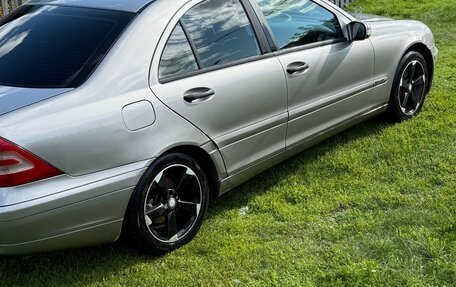 Mercedes-Benz C-Класс, 2003 год, 460 000 рублей, 4 фотография