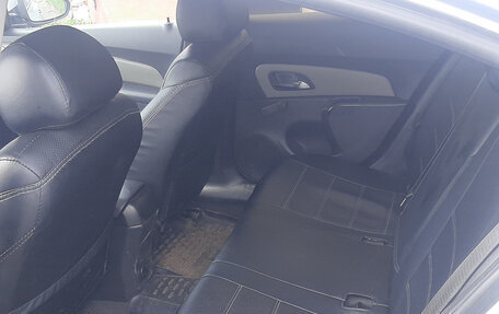 Chevrolet Cruze II, 2011 год, 650 000 рублей, 5 фотография
