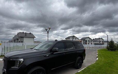 GMC Yukon IV, 2022 год, 8 900 рублей, 2 фотография