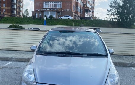 Honda Fit III, 2003 год, 325 000 рублей, 1 фотография
