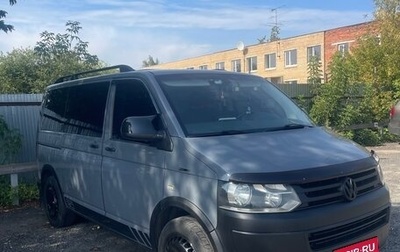 Volkswagen Caravelle T5, 2011 год, 2 000 000 рублей, 1 фотография