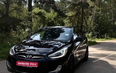 Hyundai Solaris II рестайлинг, 2014 год, 900 000 рублей, 1 фотография
