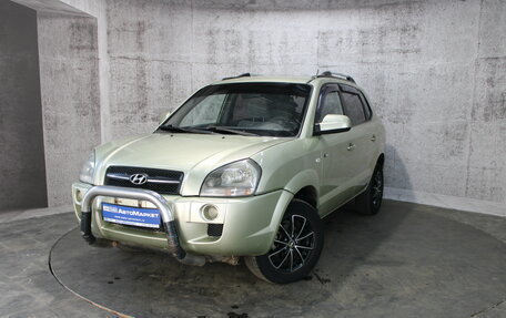 Hyundai Tucson III, 2004 год, 655 000 рублей, 1 фотография