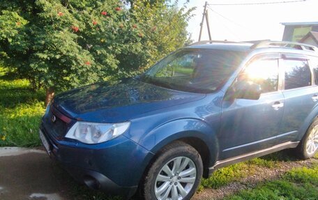 Subaru Forester, 2011 год, 950 000 рублей, 1 фотография