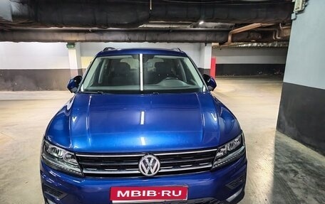 Volkswagen Tiguan II, 2020 год, 2 350 000 рублей, 1 фотография