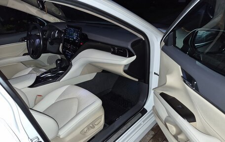Toyota Camry, 2021 год, 3 900 000 рублей, 17 фотография