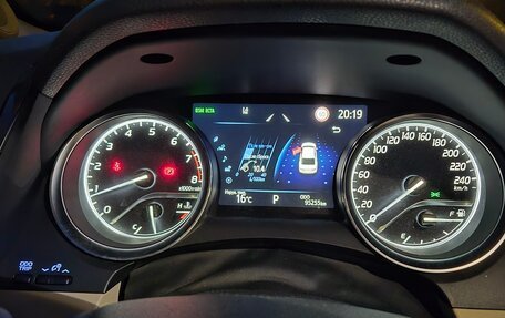 Toyota Camry, 2021 год, 3 900 000 рублей, 25 фотография