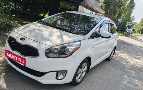 KIA Carens III (RP), 2016 год, 1 500 000 рублей, 2 фотография