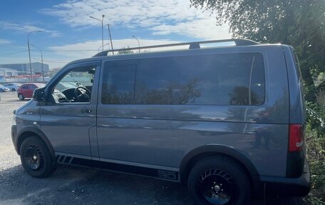 Volkswagen Caravelle T5, 2011 год, 2 000 000 рублей, 4 фотография