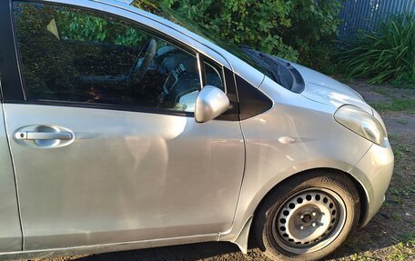 Toyota Yaris III рестайлинг, 2008 год, 620 000 рублей, 11 фотография
