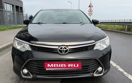 Toyota Camry, 2016 год, 1 990 000 рублей, 2 фотография