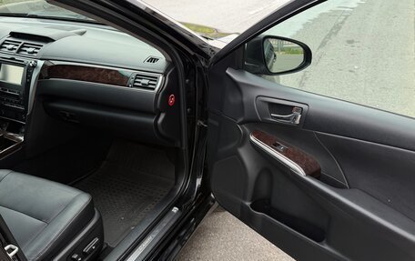 Toyota Camry, 2016 год, 1 990 000 рублей, 18 фотография