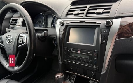 Toyota Camry, 2016 год, 1 990 000 рублей, 12 фотография