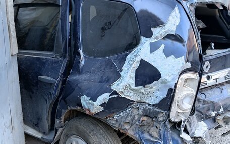 Renault Duster I рестайлинг, 2013 год, 350 000 рублей, 4 фотография