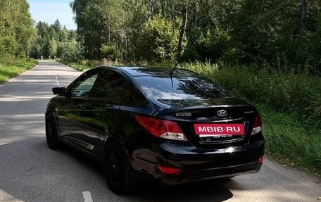 Hyundai Solaris II рестайлинг, 2014 год, 900 000 рублей, 2 фотография