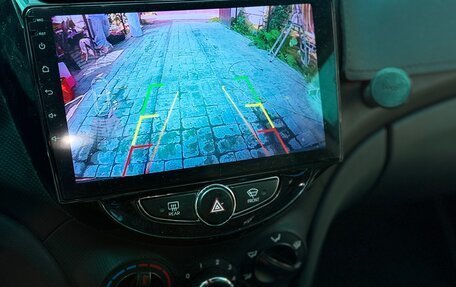 Hyundai Solaris II рестайлинг, 2014 год, 900 000 рублей, 10 фотография