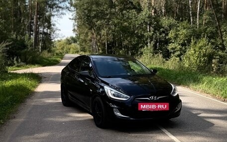 Hyundai Solaris II рестайлинг, 2014 год, 900 000 рублей, 4 фотография