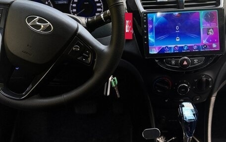 Hyundai Solaris II рестайлинг, 2014 год, 900 000 рублей, 8 фотография