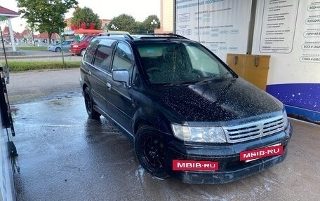 Mitsubishi Chariot III, 2000 год, 220 000 рублей, 2 фотография
