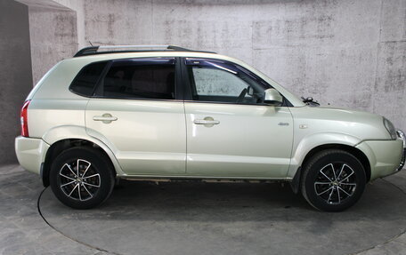 Hyundai Tucson III, 2004 год, 655 000 рублей, 4 фотография