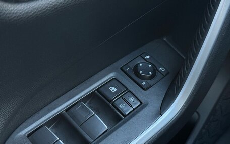 Toyota RAV4, 2020 год, 2 790 000 рублей, 24 фотография