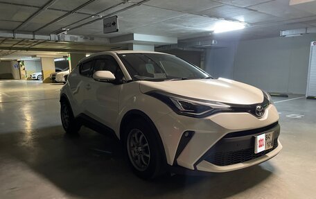 Toyota C-HR I рестайлинг, 2020 год, 2 450 000 рублей, 3 фотография